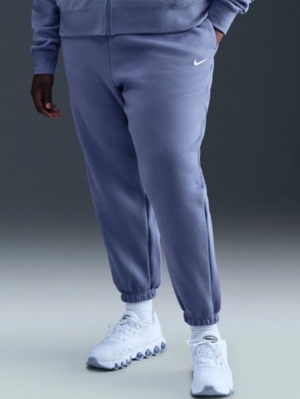 Nike women’s purple Blue Fleece Jogger Pants